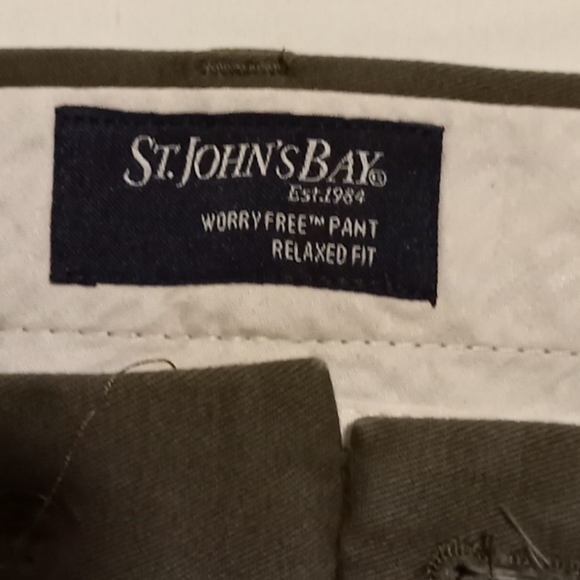 St John's bay dark green khakis like new 46/30 - Picture 2 of 2